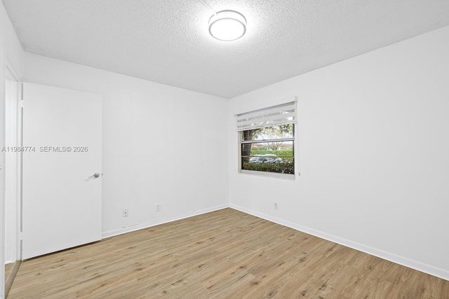 1401 SW 128th Ter 103H, Pembroke Pines, FL 33027