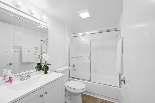 1401 SW 128th Ter 103H, Pembroke Pines, FL 33027