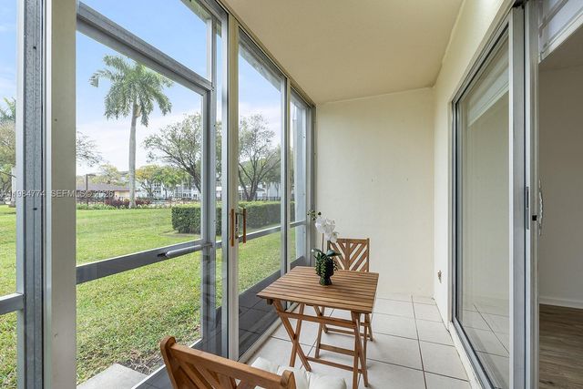 1401 SW 128th Ter 103H, Pembroke Pines, FL 33027