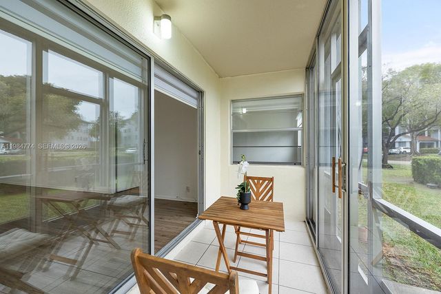 1401 SW 128th Ter 103H, Pembroke Pines, FL 33027