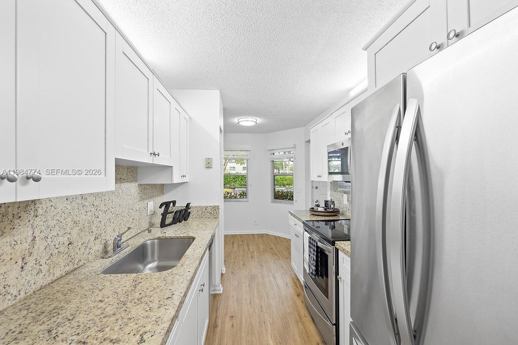 1401 SW 128th Ter 103H, Pembroke Pines, FL 33027