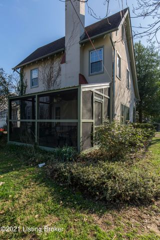 9 Rebel Rd, Louisville, KY 40206