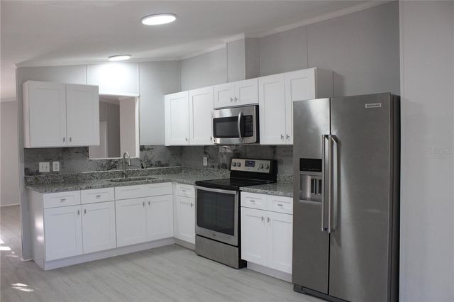 10405 JUNGLE STREET, New Port Richey, FL 34654