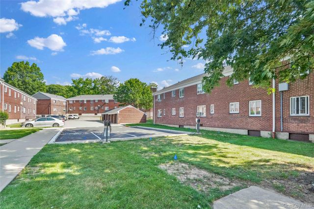 224-01 Hillside Avenue Upper, Queens Village, NY 11427