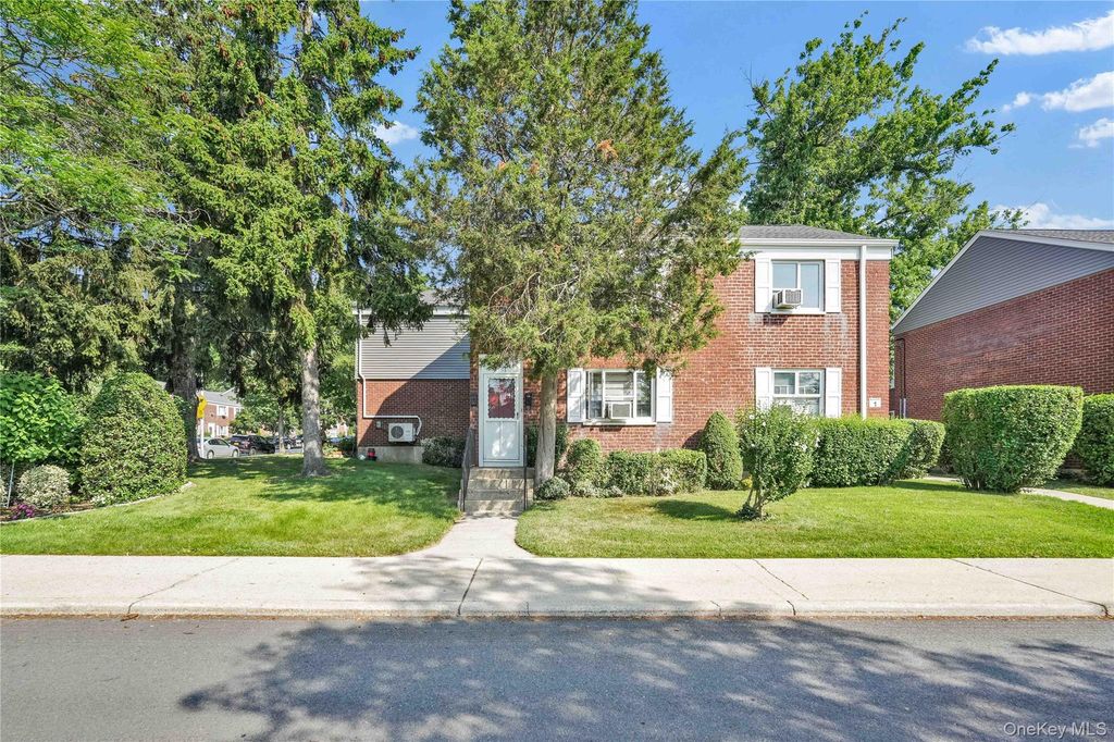 224-01 Hillside Avenue Upper, Queens Village, NY 11427