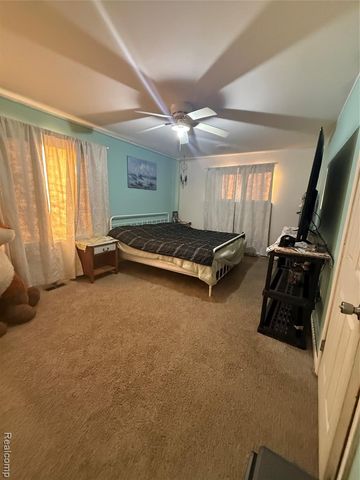 764 White Avenue, Lincoln Park, MI 48146