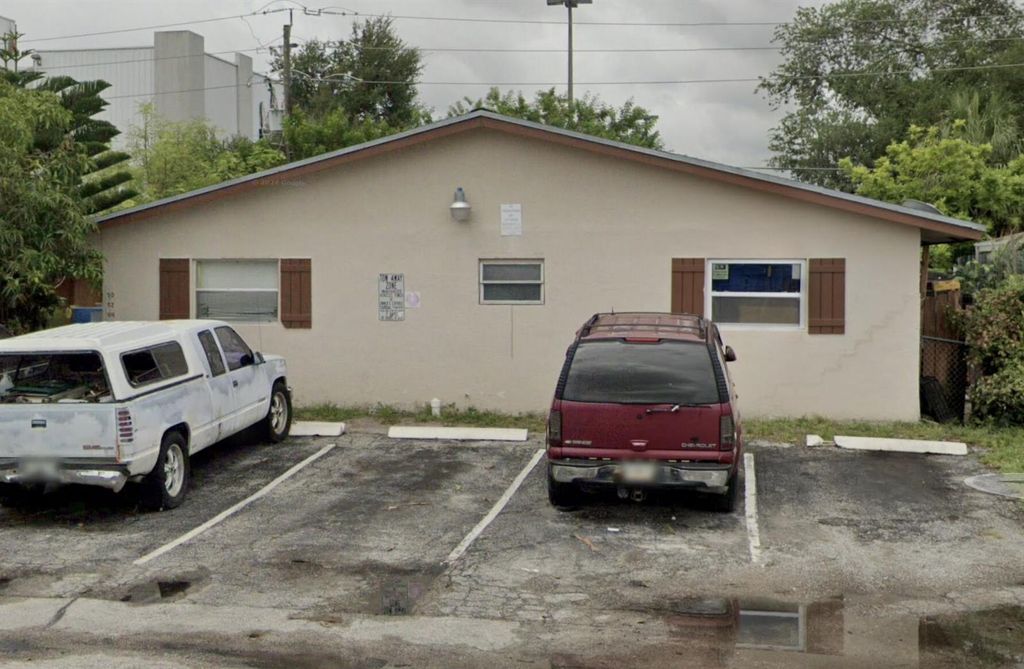 50 NE 36TH Court, Oakland Park, FL 33334