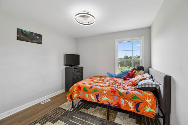 1991 Young Ln, Chapel Hill, TN 37034