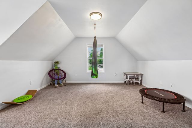 1991 Young Ln, Chapel Hill, TN 37034