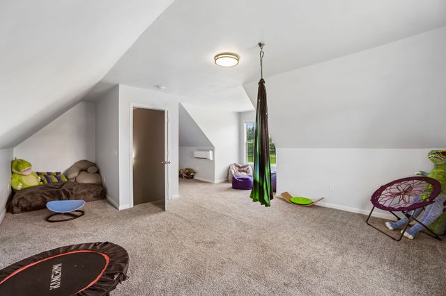 1991 Young Ln, Chapel Hill, TN 37034