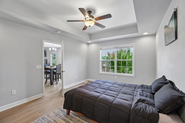 1991 Young Ln, Chapel Hill, TN 37034