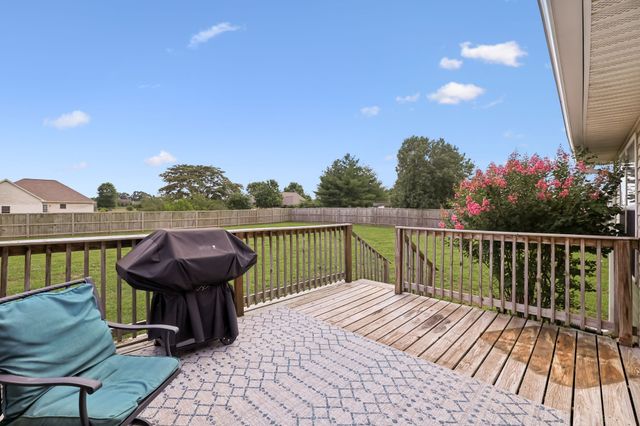 1991 Young Ln, Chapel Hill, TN 37034