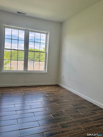 174 Stonefield Drive 41, Waterbury, CT 06705