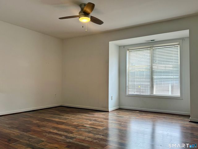 174 Stonefield Drive 41, Waterbury, CT 06705