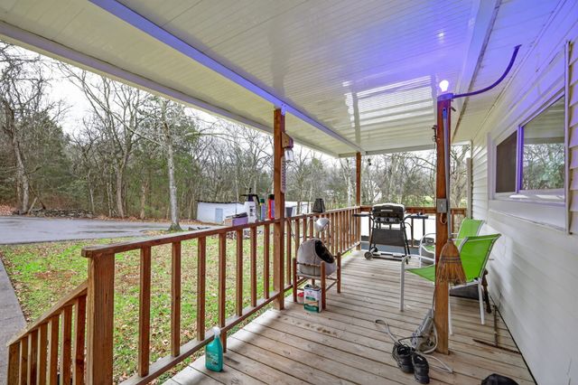 5815 Bradyville Rd, Bradyville, TN 37026