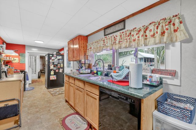 5815 Bradyville Rd, Bradyville, TN 37026