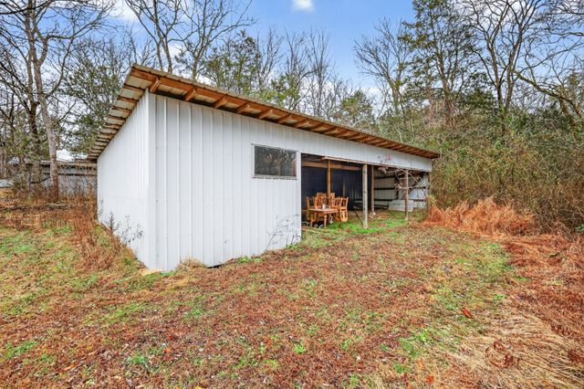 5815 Bradyville Rd, Bradyville, TN 37026