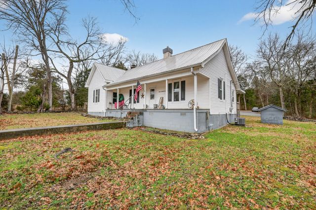 5815 Bradyville Rd, Bradyville, TN 37026