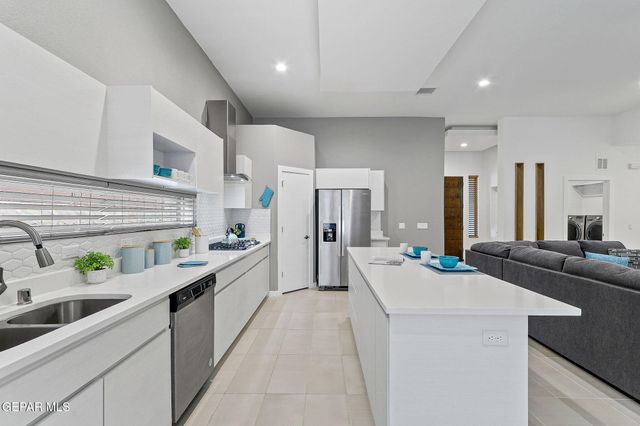 1725 Eased Street, El Paso, TX 79928