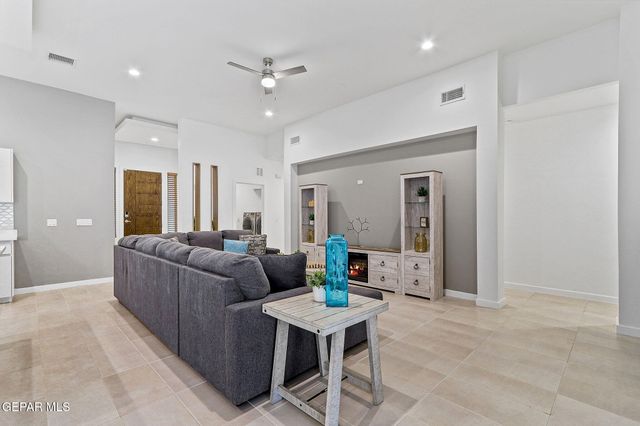 1725 Eased Street, El Paso, TX 79928