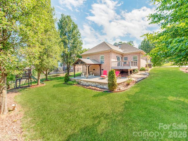783 Sloan Street, Denver, NC 28037
