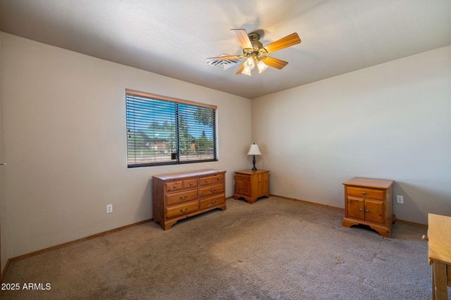 2353 S Buffalo Loop, Overgaard, AZ 85933