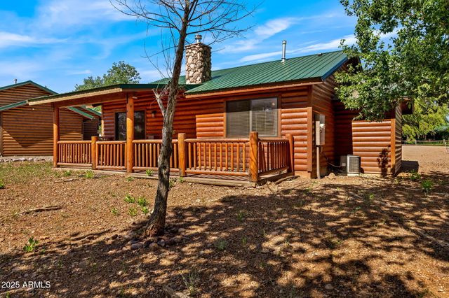 2353 S Buffalo Loop, Overgaard, AZ 85933