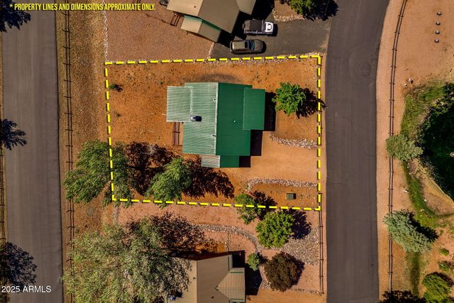 2353 S Buffalo Loop, Overgaard, AZ 85933