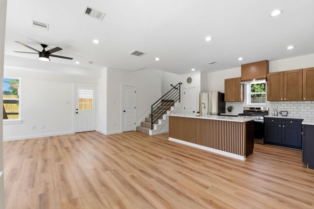 6113 Haight Street, Houston, TX 77028