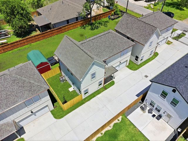 6113 Haight Street, Houston, TX 77028