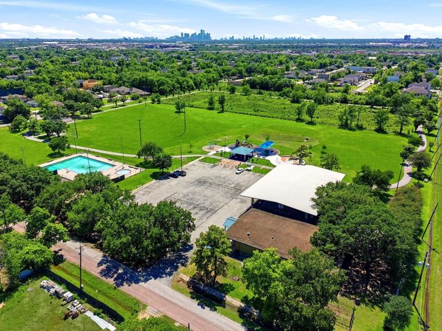 6113 Haight Street, Houston, TX 77028