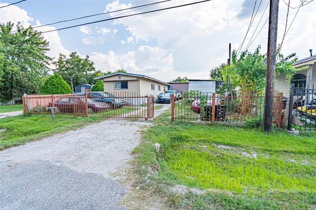 4410 Shelton Road, Houston, TX 77093