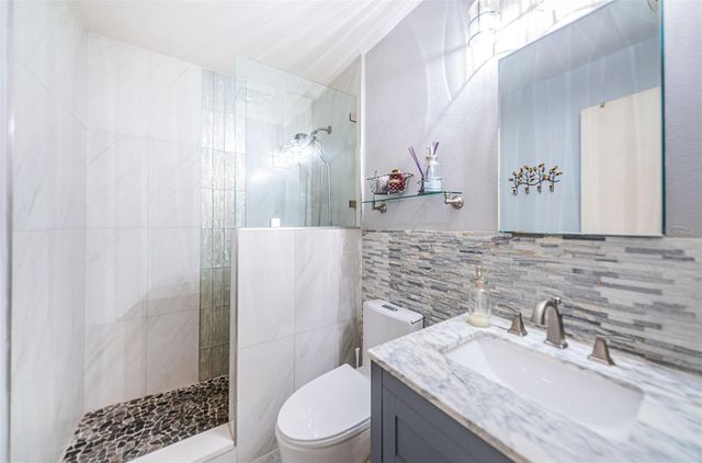 5267 81ST STREET N 8, St Petersburg, FL 33709