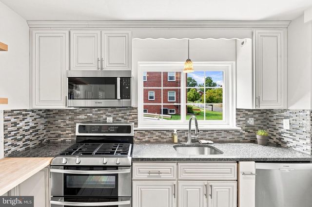 3317 GAINESVILLE ST SE, Washington, DC 20020