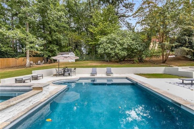 2522 Wawona Drive NE, Brookhaven, GA 30319
