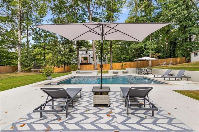 2522 Wawona Drive NE, Brookhaven, GA 30319