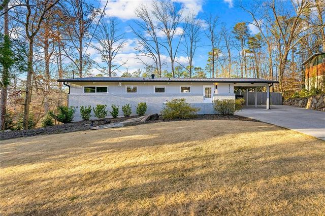 2522 Wawona Drive NE, Brookhaven, GA 30319