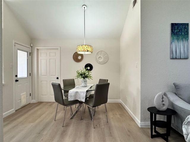 2123 Streamhurst Lane, Sugar Land, TX 77479