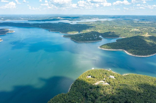 963 Hallie Drive, Blue Eye, MO 65611