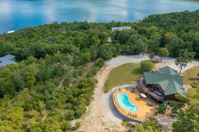 963 Hallie Drive, Blue Eye, MO 65611