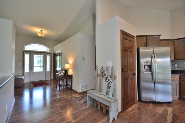 1417 Mamerow LANE W, Oconomowoc, WI 53066