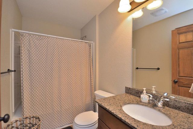 1417 Mamerow LANE W, Oconomowoc, WI 53066