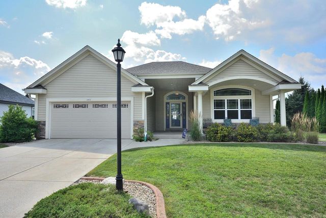 1417 Mamerow LANE W, Oconomowoc, WI 53066