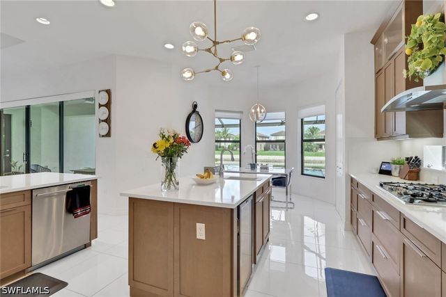 4509 Azalea DR, Naples, FL 34119