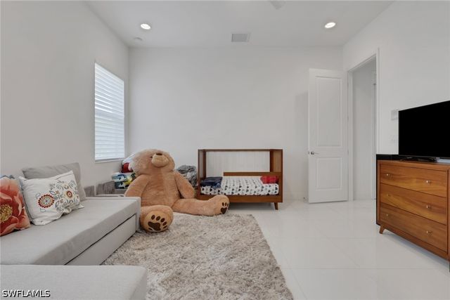 4509 Azalea DR, Naples, FL 34119