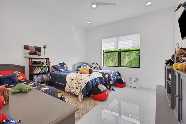 4509 Azalea DR, Naples, FL 34119