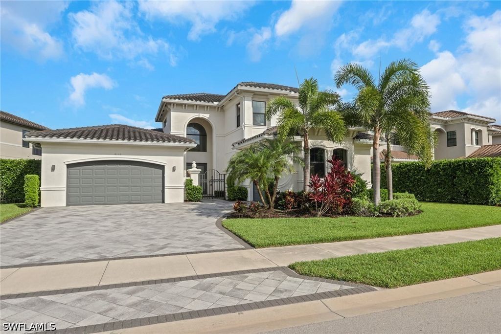 4509 Azalea DR, Naples, FL 34119