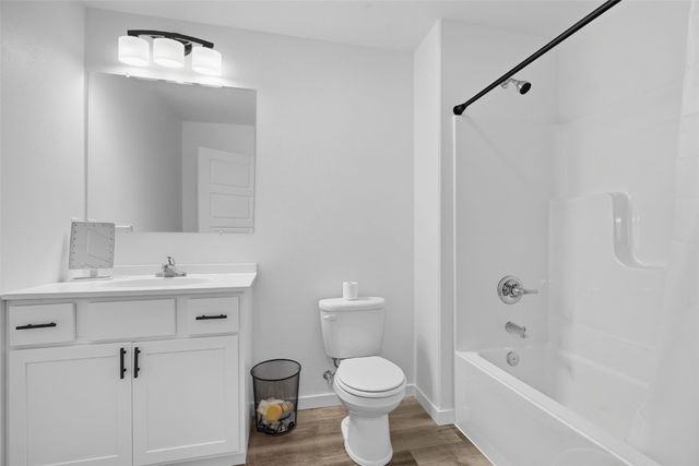 4937 Dostal Court SW, Cedar Rapids, IA 52404