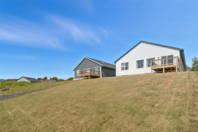 4937 Dostal Court SW, Cedar Rapids, IA 52404