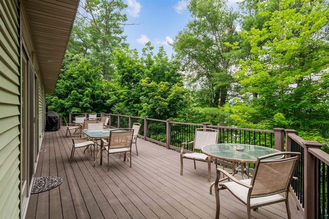 9625 Buskey Bay Dr, Iron River, WI 54847